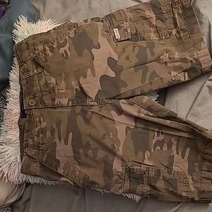 Shorts, military green, 10/12